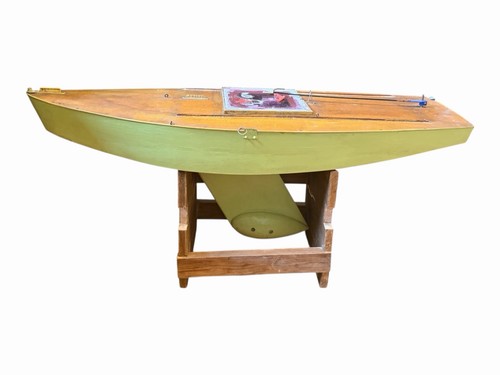 Vintage wooden pond yacht - yacht,