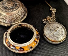 GOUSSET ANTOINE BALMER MALTERS OTTOMAN COQ ARGENT ECAILLE TORTUE VINTAGE 1800