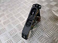 Bouton leve vitre arriere gauche "marron" Rover 45 de mars 2000 à juin 2004 