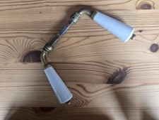 2 Poignées porcelaine blanche