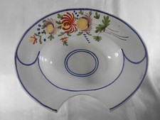 PLAT A BARBE DÉCOR FLORAL EN FAÏENCE DE ST SAINT CLÉMENT 