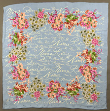 Authentique foulard vintage " Nina Ricci "