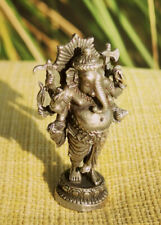 Miniature Statue De Ganesha À 8 Bras Très Fine Et Petite En Provenance Du Népal