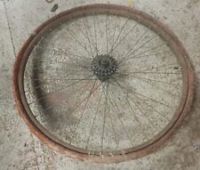 roue arriere  velo   TERROT avec moyeu spécifique , pneu 650