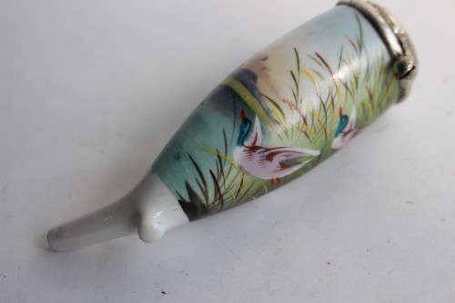 Fourneau pipe porcelaine - de,