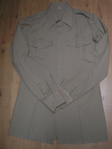 Ancienne chemise tenue sortie - ancienne,
