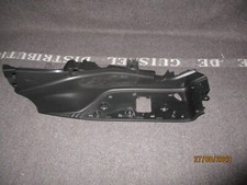 carénage de repose pied neuf