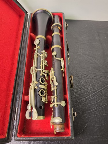 Vintage volkland wood clarinet - vintage,
