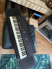 Yamaha PSR-3500 61-Key