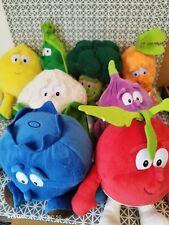 Peluches doudou fruits et légumes Goodness Gang playtive Vitaminix lot de 8