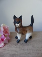 Figurine chat marron et beige