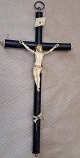 Figurine en os crucifix