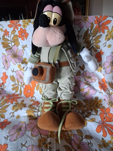Jouet peluche dingo