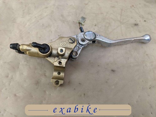 Maitre cylindre frein avant - cylindre,