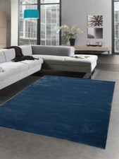 Tapis de salon moderne avec un