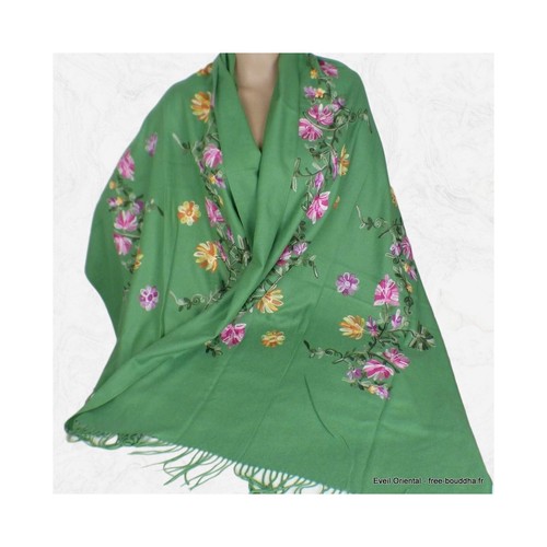 Châle brodé vert olive