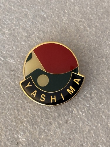 Pin yashima tennis - pin’s,