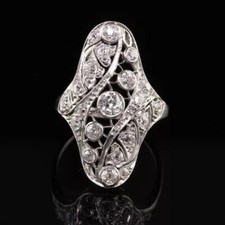 Bague cadeau de fiançailles