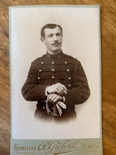 Photo Carte CDV Portrait homme Militaire sabre  1870 Graveleau Rennes Bretagne