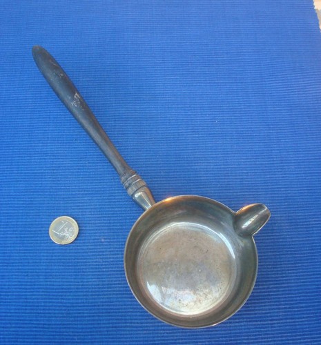 V64 petite casserole métal - v64,