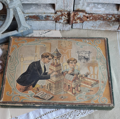 Ancien boite construction - ancien,