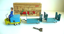 LA HOTTE St NICOLAS   TRANSPORTEUR 286   CHARIOT DE GARE  Lg 27 cm  FONCTIONNE
