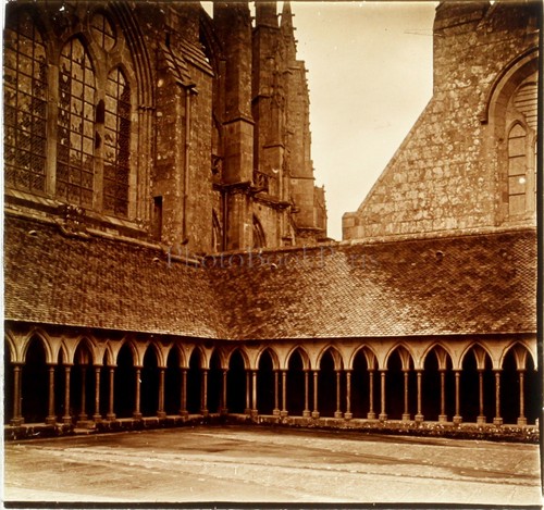 France cloître mont - cloître,