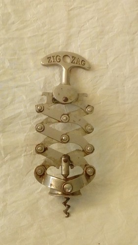 Ancien tire bouchon zig - bouchon,