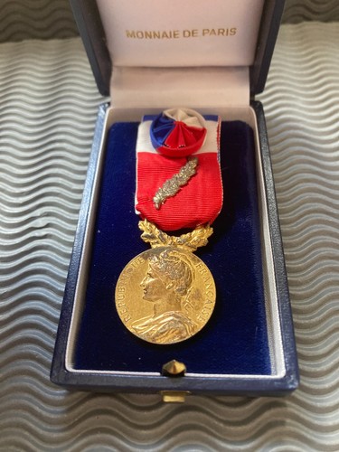 Médaille honneur travail - médaille,