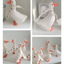 Ornements De Canard Blanc