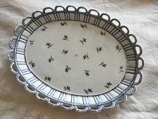 Plat aux barbeaux Porcelaine Niderviller XVIIIe