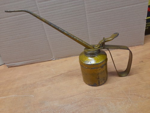 Ancienne burette huile vide - ancienne,
