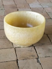 Chine, Bol en Jade  reposant sur Petit Talon .Qing Dynasty, Fin XIXeme...