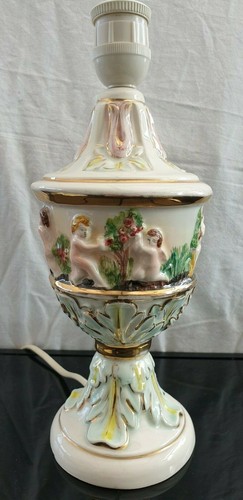 Pied lampe capodimonte - de,
