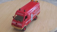 Miniature Renault B120 pompiers Manoeuvre de force VSR 1/43 Eligor