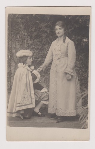 Théâtre costumes - 🎭,