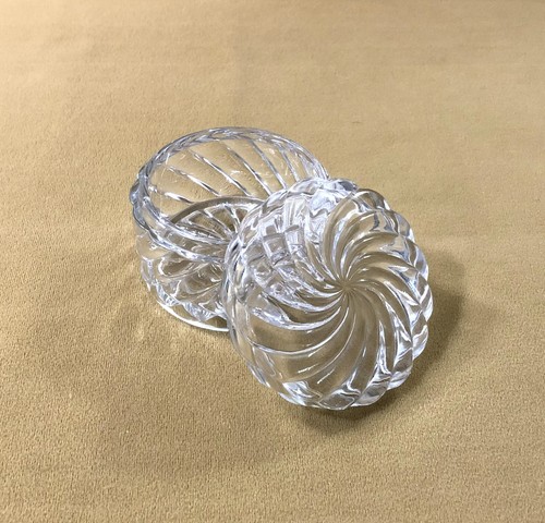 Ancienne boite ronde - ronde, cristal