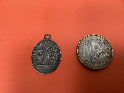 Medaille religieuse notre - religieuse,