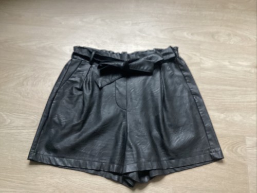 Short cuir etam taille 38 - cuir,