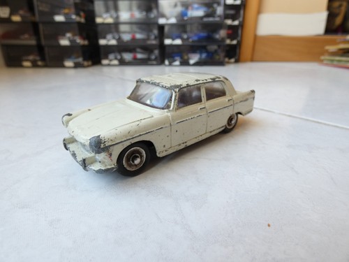 Peugeot 404 553 blanc dinky - 553,