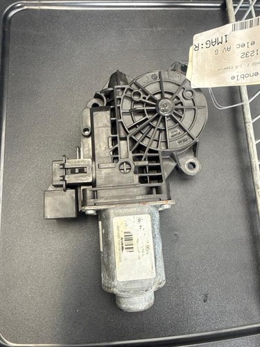 Moteur leve vitre - , avant