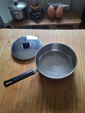 Rare sauteuse inox 18-10