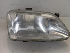 Optique avant principal droit