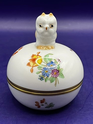 Boîte bibelots figurine - à,