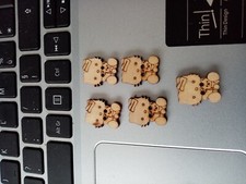 5  BOUTONS HELLO KITTY  EN