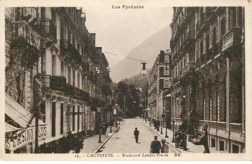 Hautes pyrenees cauterets - pyrenees,