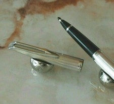 MYTHIQUE STYLO ROLLER BILLE WATERMAN CF FINITIONS STRIEES PLAQUE ARGENT J106