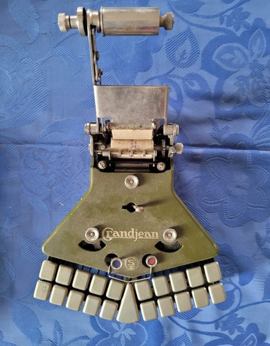 Ancien stenotype grandjean non - stenotype,
