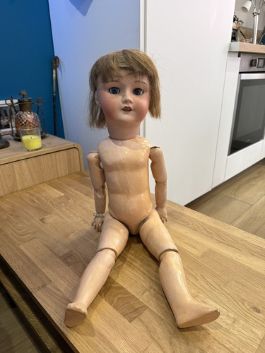 Poupée tête porcelaine - poupée, en