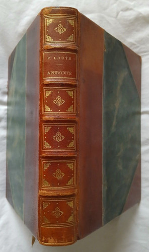 Aphrodite mœurs antiques - :,